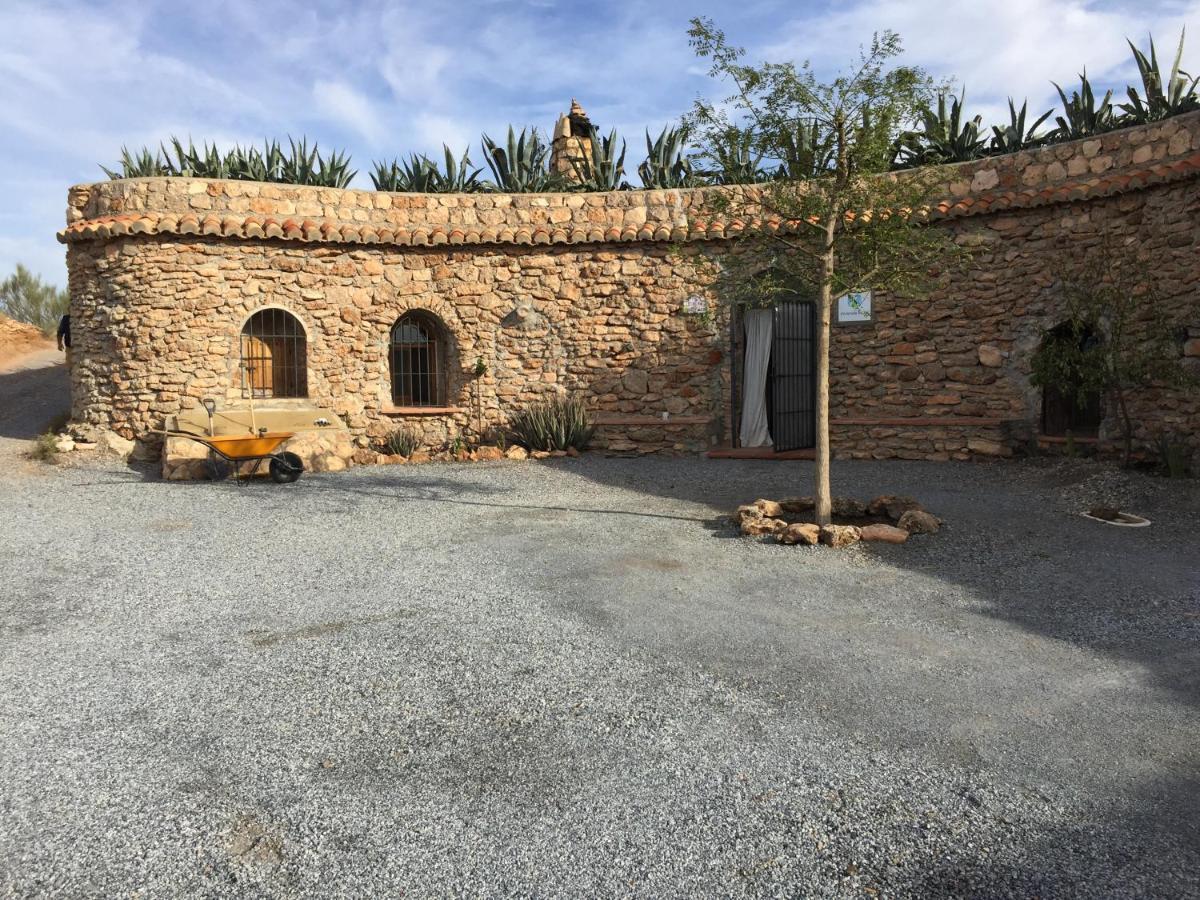 Gasthaus Cuevas El Torriblanco Gorafe Exterior foto