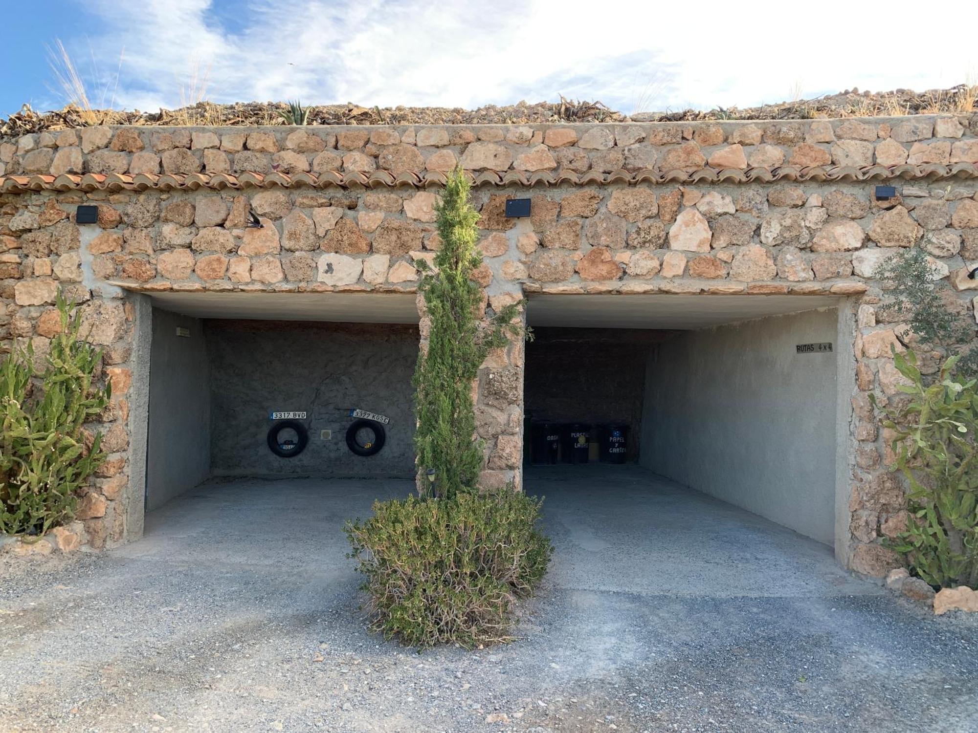 Gasthaus Cuevas El Torriblanco Gorafe Exterior foto