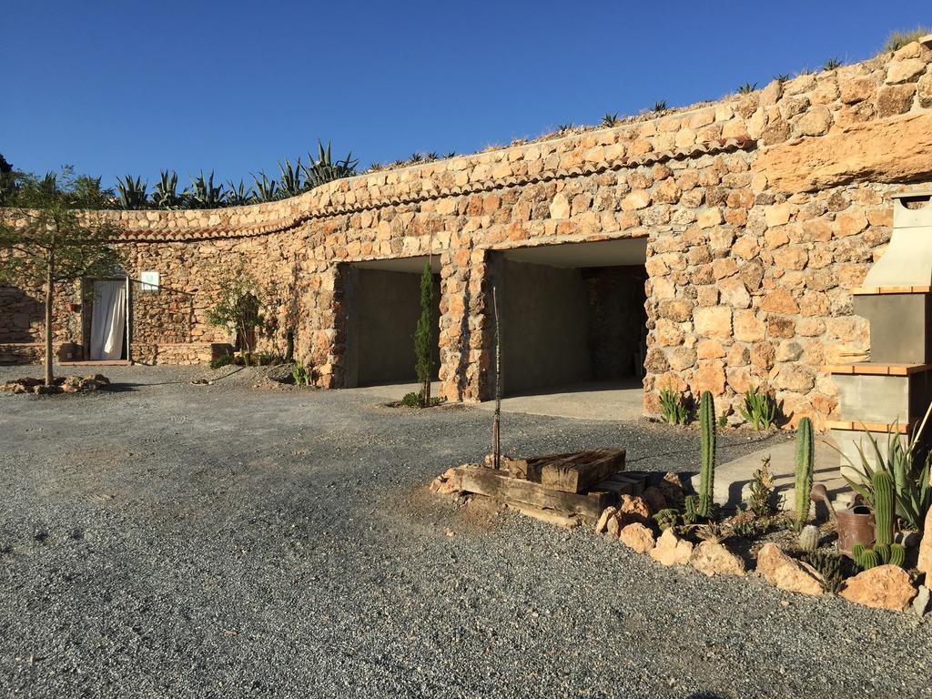 Gasthaus Cuevas El Torriblanco Gorafe Exterior foto