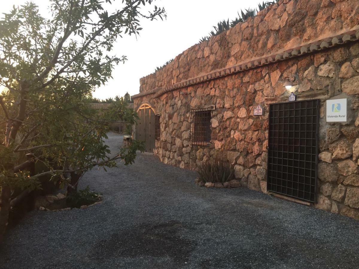 Gasthaus Cuevas El Torriblanco Gorafe Exterior foto